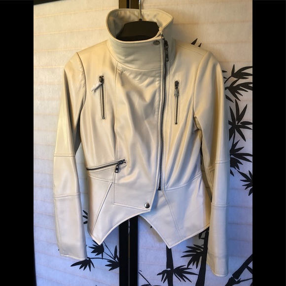 G.I.L.I. Leather Peplum Moto Jacket - Picture 6 of 7